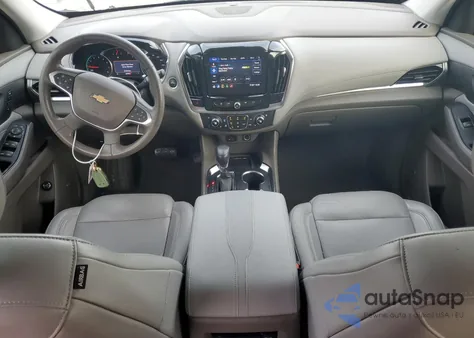 2021 Chevrolet Traverse Premier z USA, uszkodzony, nr VIN 1GNERKKW6MJ142000